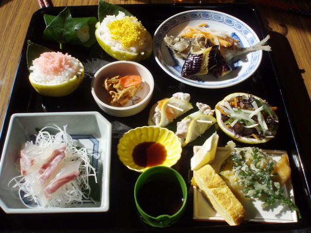 でべそおばちゃんの店