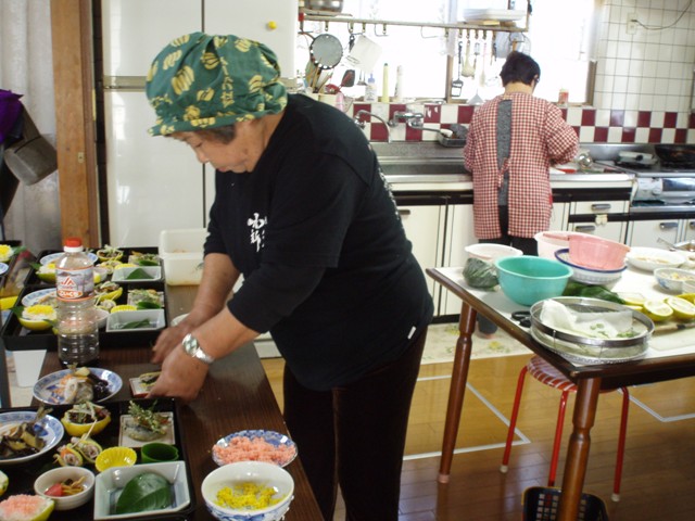 でべそおばちゃんの店