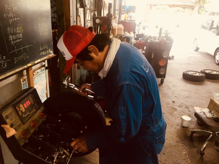 上島モータース