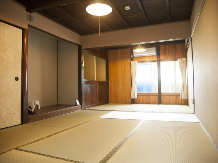 男子ドミトリー/ Mens dormitory